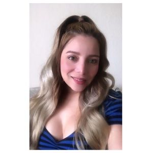 Meet your Posher, Yuli paola